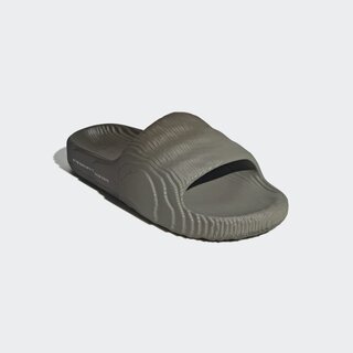 ADILETTE 22 terlikləri